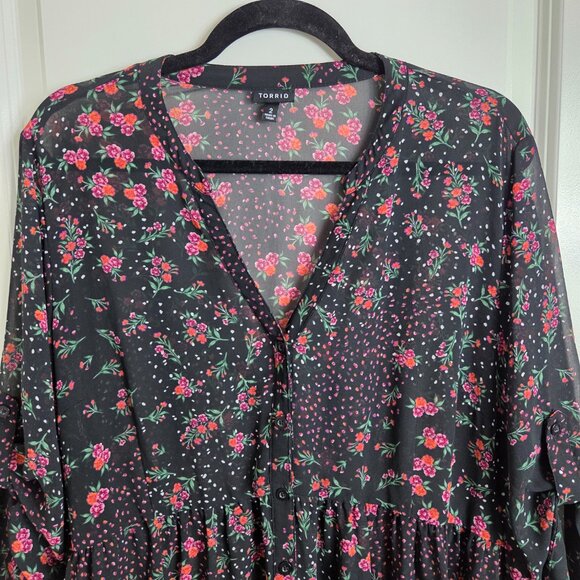 Torrid Black Floral Lexie Top - Picture 4 of 12